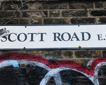 Hepscott Road sign Bow