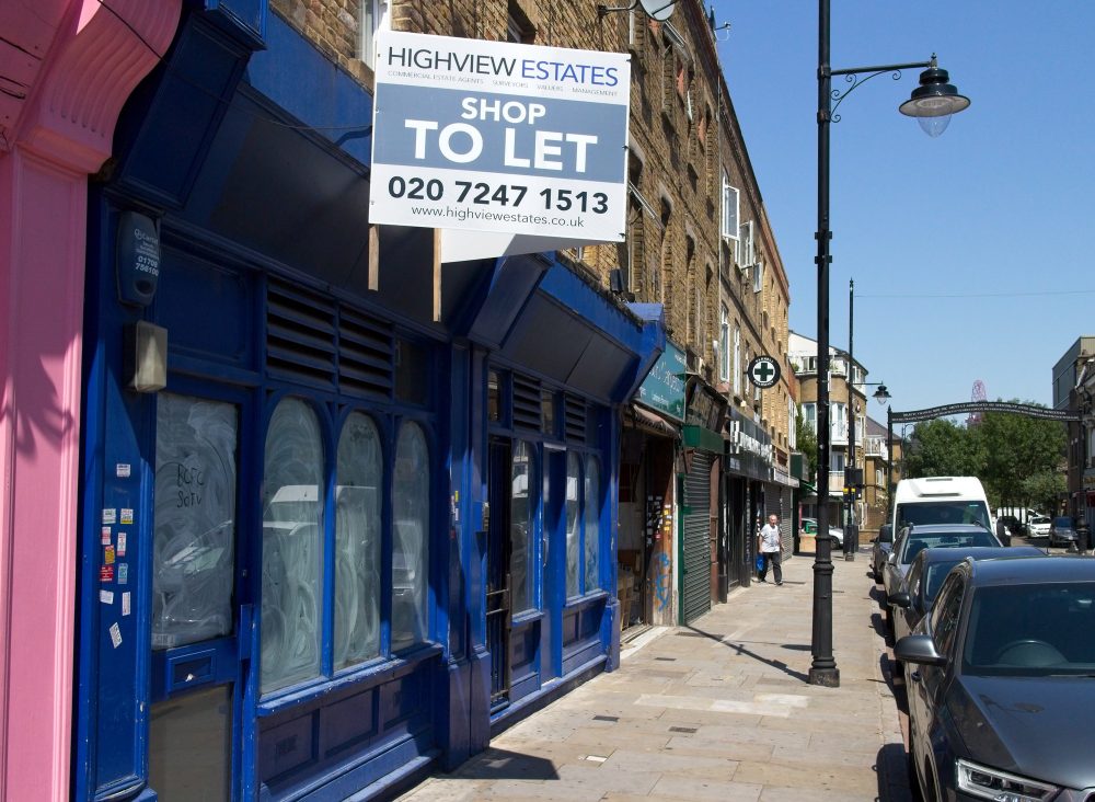 Shop to let Roman Road, Bow