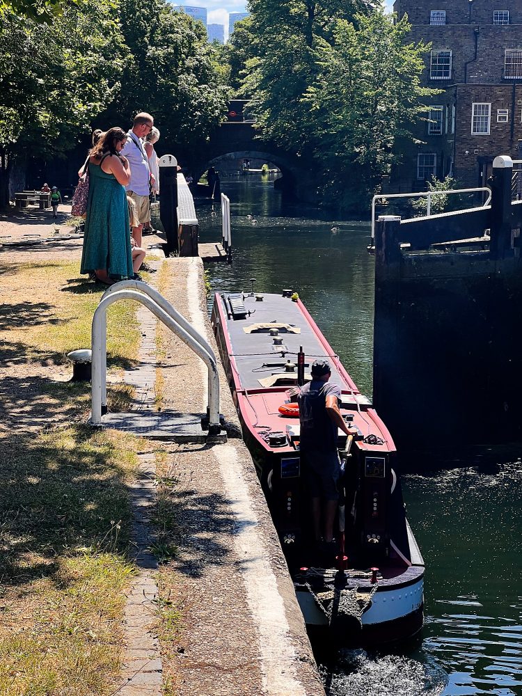 Barge, Mile End Lock, Regent's Canal