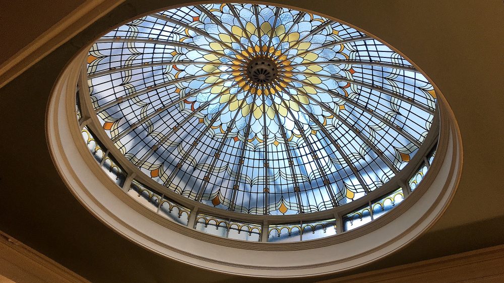 Bishopsgate Institute reading room ceiling light