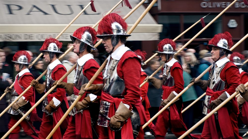 Pikemen and Musketeers in Fleet Street. HAC in Lord Mayor's Show