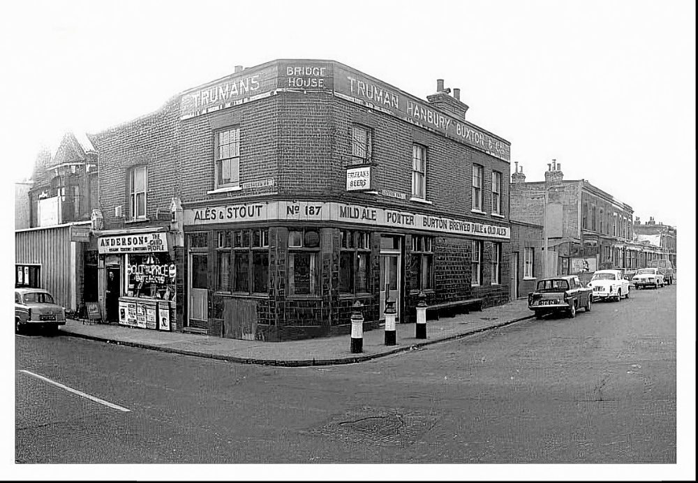 The Bridge House pub 187 Tredegar Road