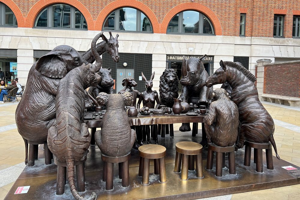 The 'Wild Table Of Love' in Paternoster Square by Gillie and Marc
