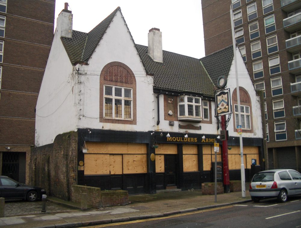 The Moulders Arms, 50 Bromley High Street, London E3. Photo by David Kinchlea taken in 2005. Closed 2003, demolished 2007