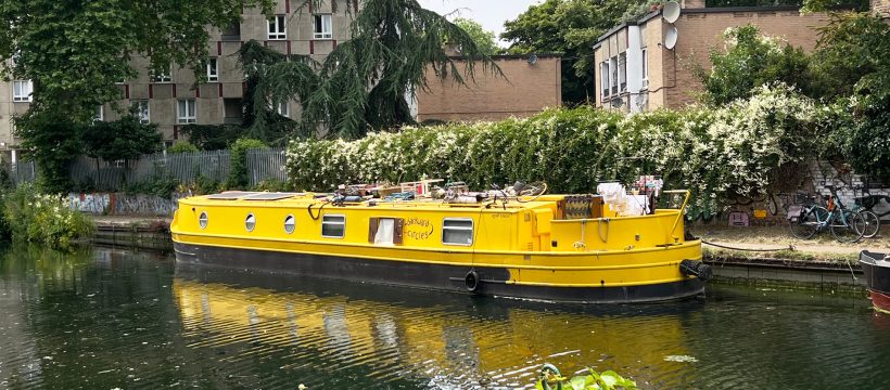 The Geezers discovered this attractive yellow barge the back of Chisenhale Art Place in Bow.