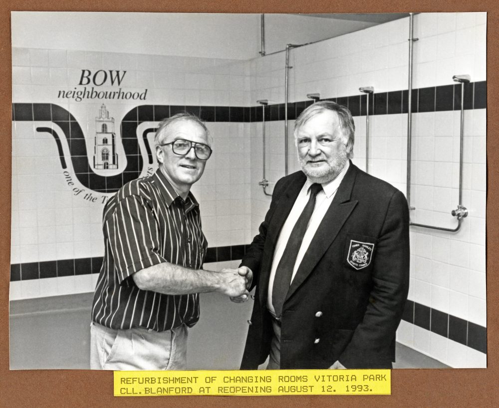 Reopening refurbished changing rooms in Victoria Park Aug 1993. Ray Gipson (left), Councillor Blanford (right).